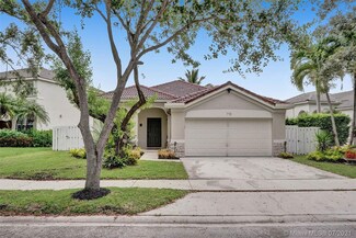 713 Tanglewood Cir, Weston, FL 33327