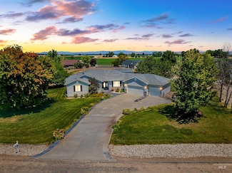 2022 Zach Blvd, Fruitland, ID 83619