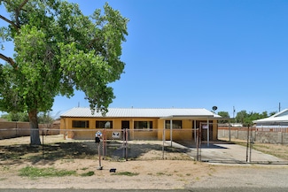 2718 Morton Ln SW, Albuquerque, NM 87105