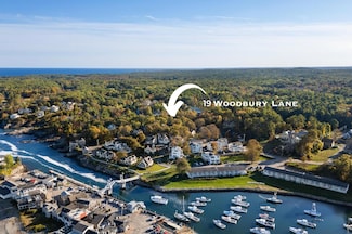 19 Woodbury Ln, Ogunquit, ME 03907