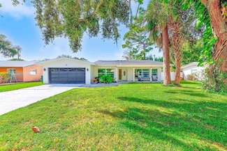 1016 Sousa Dr, Largo, FL 33771