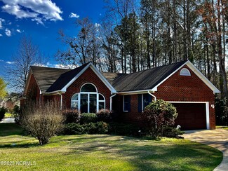 129 Canebrake Dr, New Bern, NC 28562