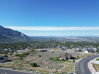 863 E Mountain Rd Unit 18, North Ogden, UT 84414