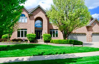 3915 Littlestone Cir, Naperville, IL 60564