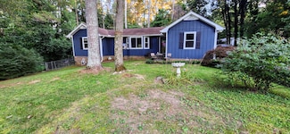 605 Pine Oaks Dr, Tunnel Hill, GA 30755