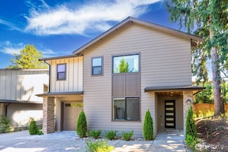 10931 NE 133rd St, Kirkland, WA 98034