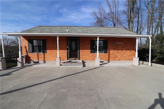 139 Bimber Ave, Beaver Falls, PA 15010