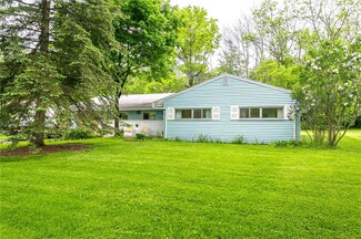 143 Hemingway Dr, Rochester, NY 14620