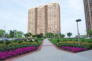 27110 Grand Central Pkwy Unit 25G, Floral Park, NY 11005