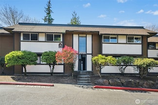 7317 224th St SW Unit A4, Edmonds, WA 98026