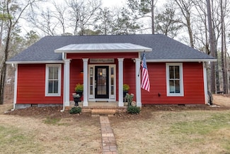 455 Cedar Dr W, Hamilton, GA 31811