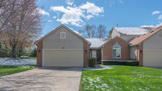 226 Crestlawn Dr, Whitmore Lake, MI 48189