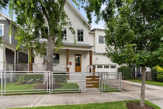 612 Redan St, Houston, TX 77009