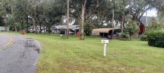 25614 Fishermans Rd, Paisley, FL 32767