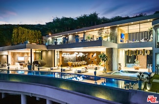 9330 Flicker Way, Los Angeles, CA 90069