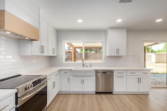 5038 E Winchcomb Dr, Scottsdale, AZ 85254