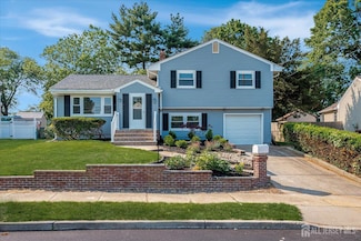 15 Crassas St, South Amboy, NJ 08879