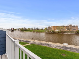 1609 16th St Unit D, Two Rivers, WI 54241