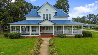 307 E Church St, Rowland, NC 28383