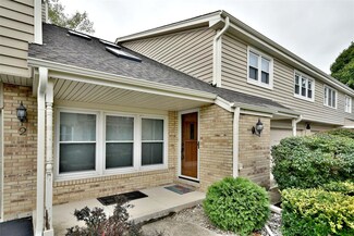 1935 Wisteria Ct Unit 2, Naperville, IL 60565