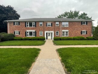17590 Mack Ave Unit 18, Grosse Pointe, MI 48230