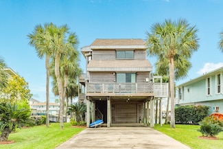 4201 W Bayside Way, Galveston, TX 77554