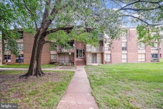 7985 Riggs Rd Unit 5, Hyattsville, MD 20783