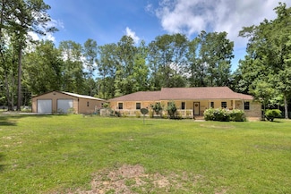 1220 Barnwell Dr, Sumter, SC 29154