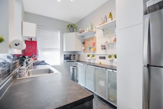 148 37th St Unit D1, Union City, NJ 07087