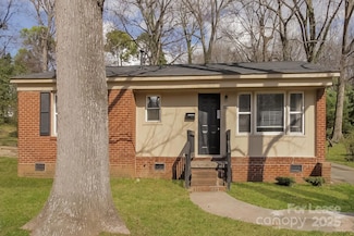 4200 Rochelle Ln, Charlotte, NC 28208