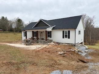 107 Ridge Dr, Goodview, VA 24095
