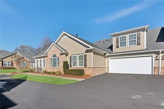 2565 Grapevine Cir Unit 103, Cumming, GA 30041