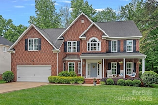 1402 Coachman Dr, Waxhaw, NC 28173