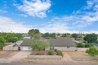 6411 E Holiday Dr, Mesa, AZ 85215