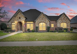 104 Short Putt Dr, Waxahachie, TX 75165