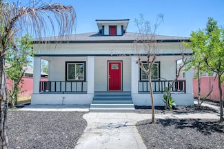 604 N Poplar Ave, Fresno, CA 93728