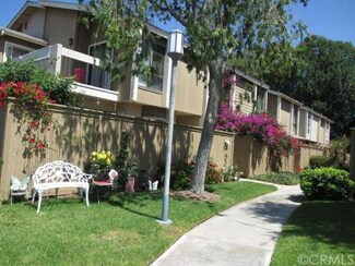 602 Lassen Ln, Costa Mesa, CA 92626