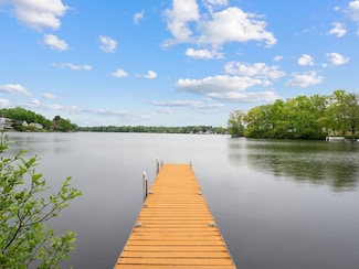 11 Grove Point Rd, Wales, MA 01081