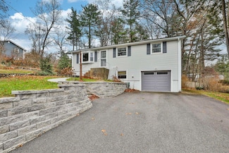 15 Westray Dr, Nashua, NH 03062