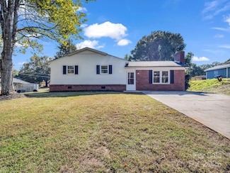 183 Caldwell St, Forest City, NC 28043