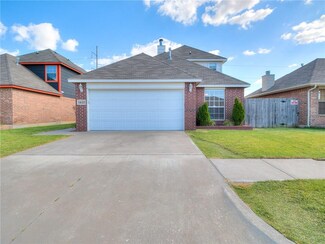 1410 SW 25th St, Moore, OK 73170