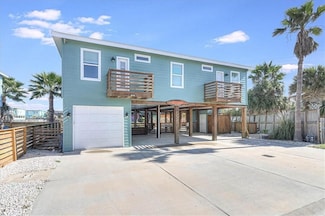 2727 S 11th St Unit 13, Port Aransas, TX 78373
