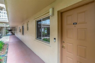 17000 NW 67th Ave Unit 126, Hialeah, FL 33015