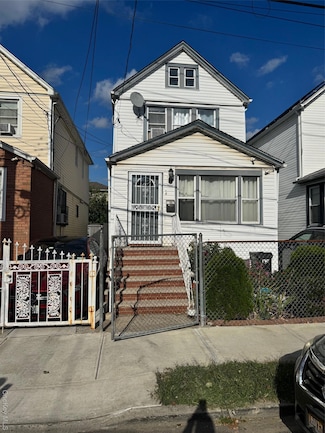 11007 160th St, Jamaica, NY 11433