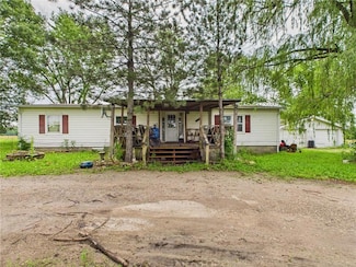 919 245th St, Fort Scott, KS 66701