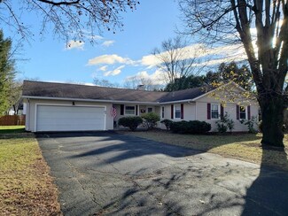 33 Elm Cir, South Deerfield, MA 01373