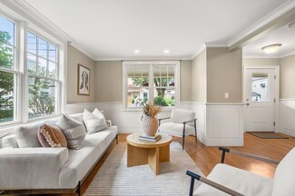 13 Cook St Unit 13, Newton, MA 02458