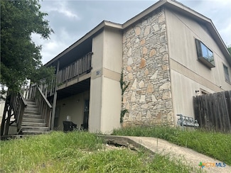 813 Bracewood Cir, San Marcos, TX 78666