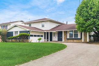 2715 Kenview Rd S, Columbus, OH 43209