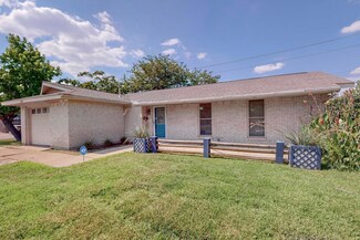 3029 Western Dr, Garland, TX 75042